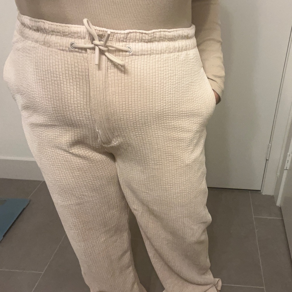 Zara -Ribbed pants - Picture 2 of 4